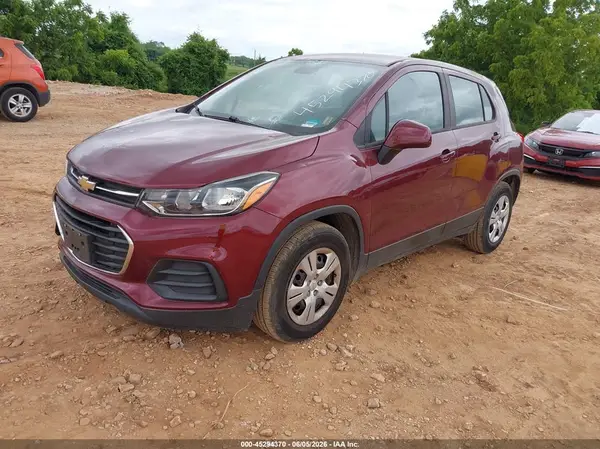 3GNCJKSB0HL171518 2017 CHEVROLET TRAX - Image 2