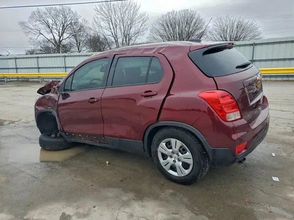 3GNCJKSB0HL176623 2017 CHEVROLET TRAX - Image 2