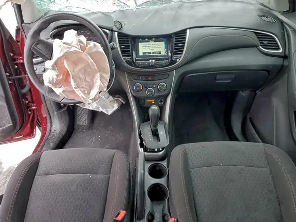 3GNCJKSB0HL176623 2017 CHEVROLET TRAX - Image 8