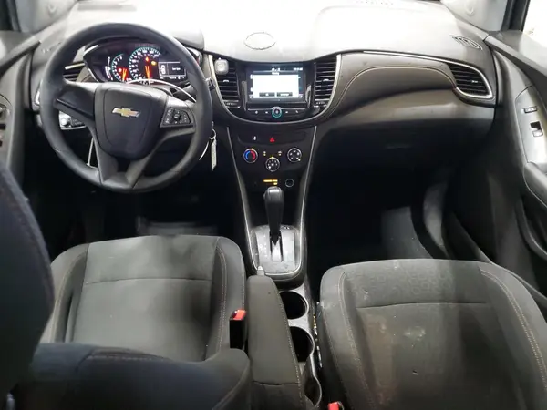 3GNCJKSB0HL195012 2017 CHEVROLET TRAX - Image 8