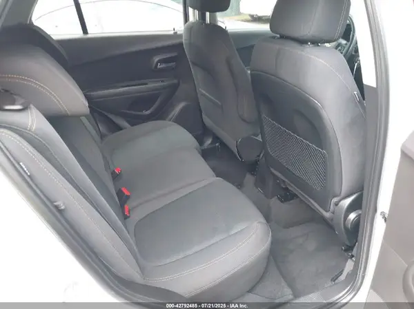3GNCJKSB0HL205439 2017 CHEVROLET TRAX - Image 8