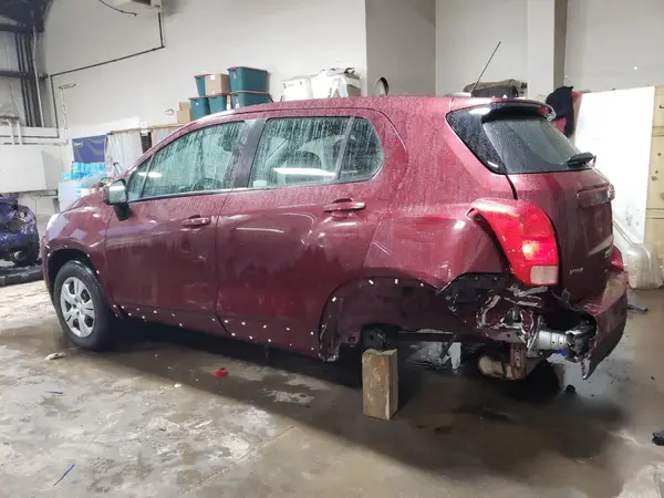 3GNCJKSB0HL216487 2017 CHEVROLET TRAX - Image 2