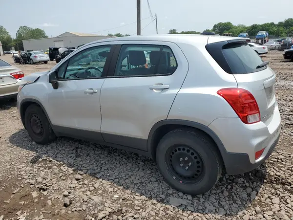 3GNCJKSB0HL221687 2017 CHEVROLET TRAX - Image 2
