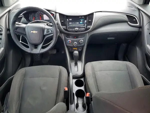 3GNCJKSB0HL234777 2017 CHEVROLET TRAX - Image 8