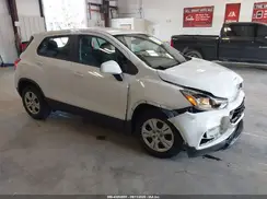 3GNCJKSB0HL238005 2017 CHEVROLET TRAX