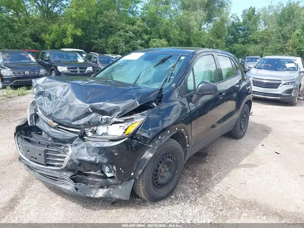 3GNCJKSB0HL278522 2017 CHEVROLET TRAX - Image 2