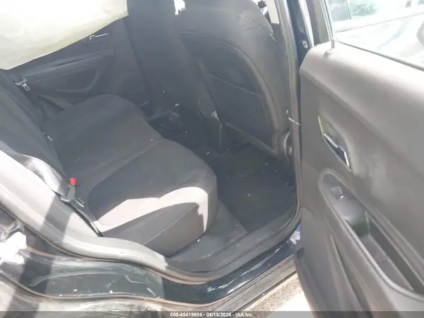3GNCJKSB0HL278522 2017 CHEVROLET TRAX - Image 8