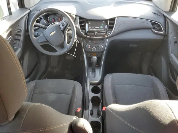 3GNCJKSB0HL283445 2017 CHEVROLET TRAX - Image 8