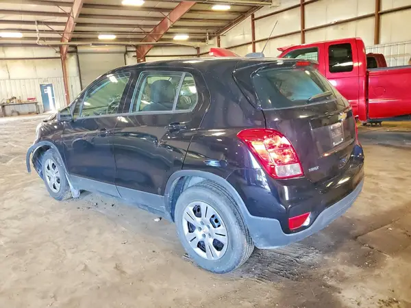3GNCJKSB0HL287172 2017 CHEVROLET TRAX - Image 2