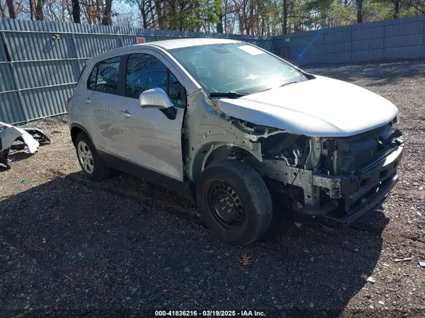 3GNCJKSB0HL287916 2017 CHEVROLET TRAX - Image 1