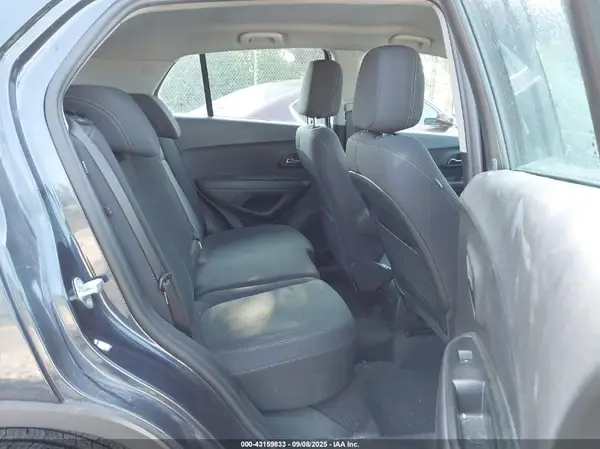 3GNCJKSB0JL227365 2018 CHEVROLET TRAX - Image 8
