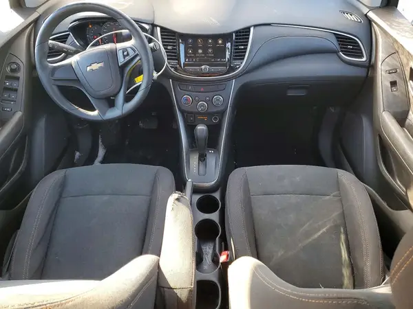 3GNCJKSB0JL243128 2018 CHEVROLET TRAX - Image 8