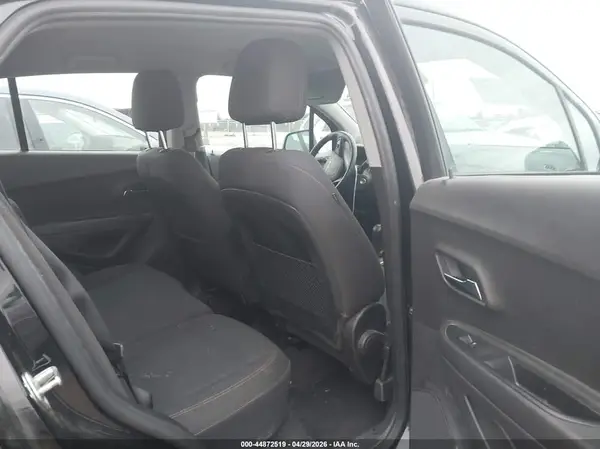 3GNCJKSB0JL244585 2018 CHEVROLET TRAX - Image 8