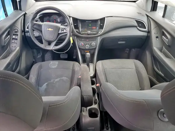 3GNCJKSB0JL305613 2018 CHEVROLET TRAX - Image 8