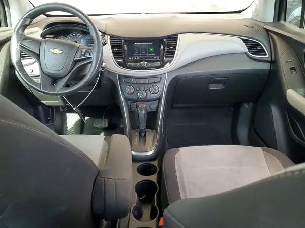 3GNCJKSB0JL339311 2018 CHEVROLET TRAX - Image 8