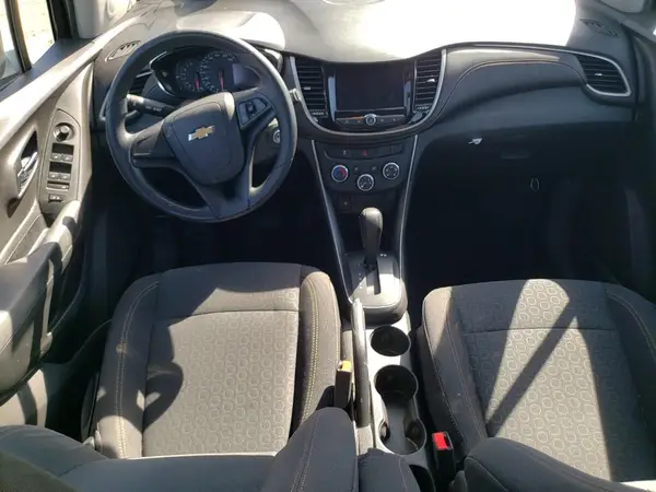3GNCJKSB0JL348235 2018 CHEVROLET TRAX - Image 8