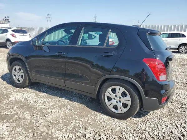 3GNCJKSB0JL350101 2018 CHEVROLET TRAX - Image 2
