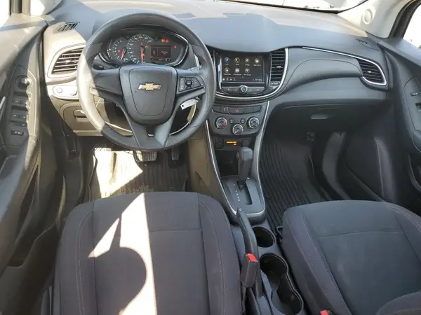 3GNCJKSB0JL350101 2018 CHEVROLET TRAX - Image 8