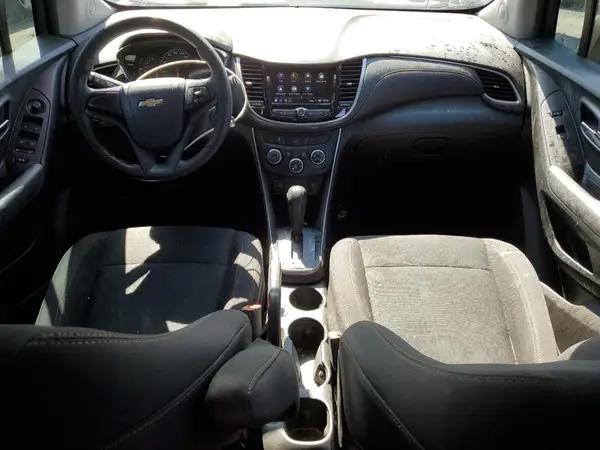 3GNCJKSB0JL360692 2018 CHEVROLET TRAX - Image 8