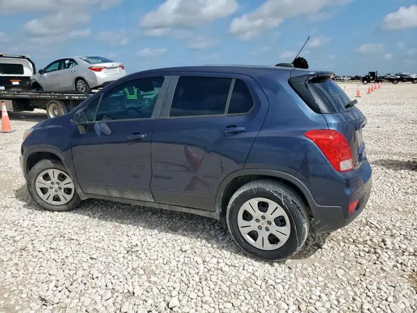 3GNCJKSB0JL363740 2018 CHEVROLET TRAX - Image 2