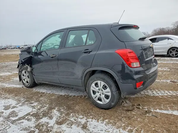 3GNCJKSB0KL129311 2019 CHEVROLET TRAX - Image 2