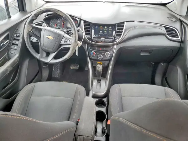 3GNCJKSB0KL129311 2019 CHEVROLET TRAX - Image 8