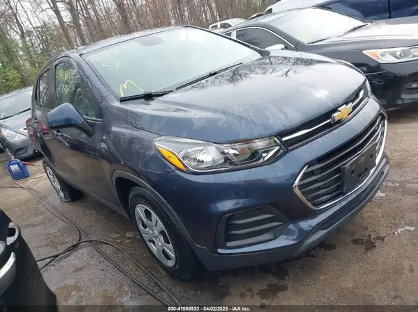 3GNCJKSB0KL173860 2019 CHEVROLET TRAX - Image 1