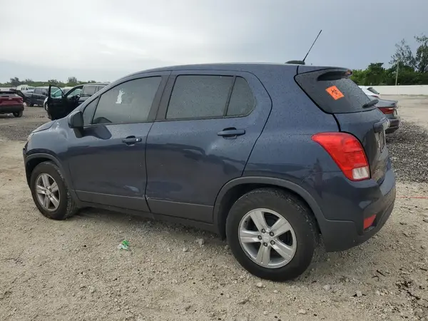 3GNCJKSB0KL204363 2019 CHEVROLET TRAX - Image 2