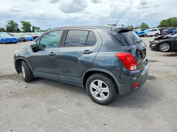 3GNCJKSB0KL207005 2019 CHEVROLET TRAX - Image 2