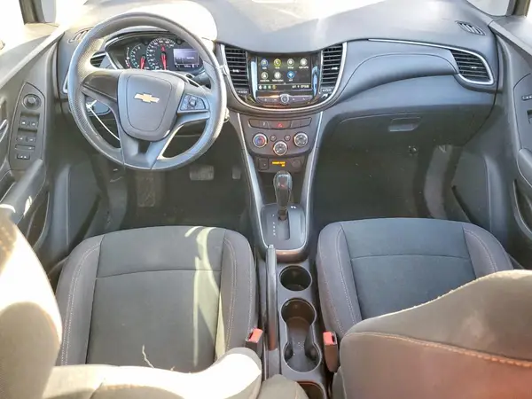 3GNCJKSB0KL215248 2019 CHEVROLET TRAX - Image 8