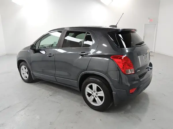 3GNCJKSB0KL302020 2019 CHEVROLET TRAX - Image 2