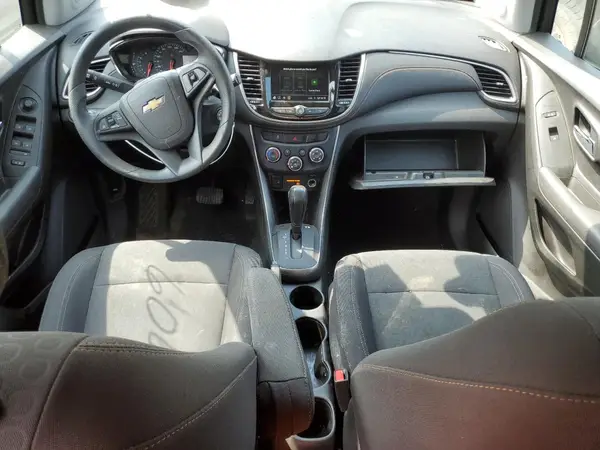 3GNCJKSB0KL327922 2019 CHEVROLET TRAX - Image 8