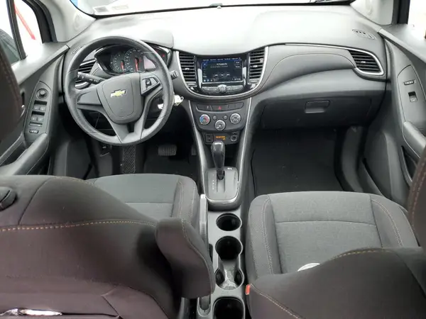 3GNCJKSB0KL360371 2019 CHEVROLET TRAX - Image 8
