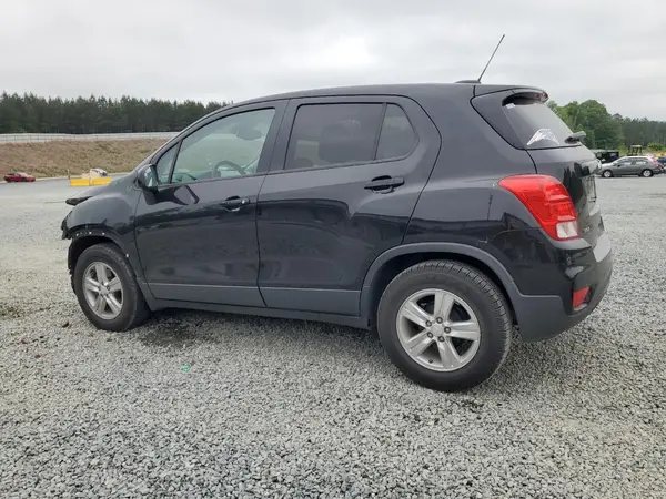 3GNCJKSB0KL375484 2019 CHEVROLET TRAX - Image 2