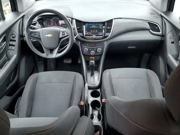 3GNCJKSB0KL375484 2019 CHEVROLET TRAX - Image 8