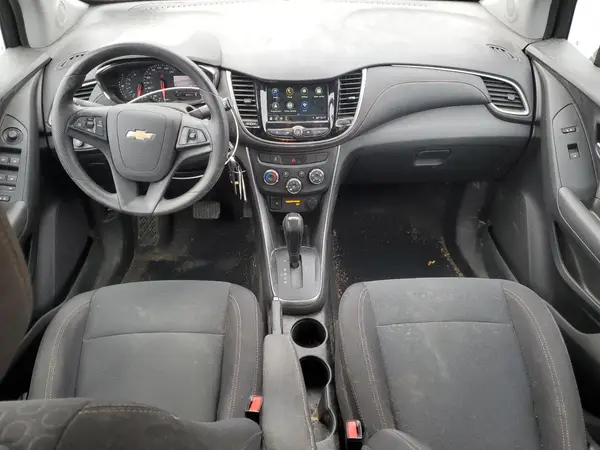 3GNCJKSB0KL375713 2019 CHEVROLET TRAX - Image 8