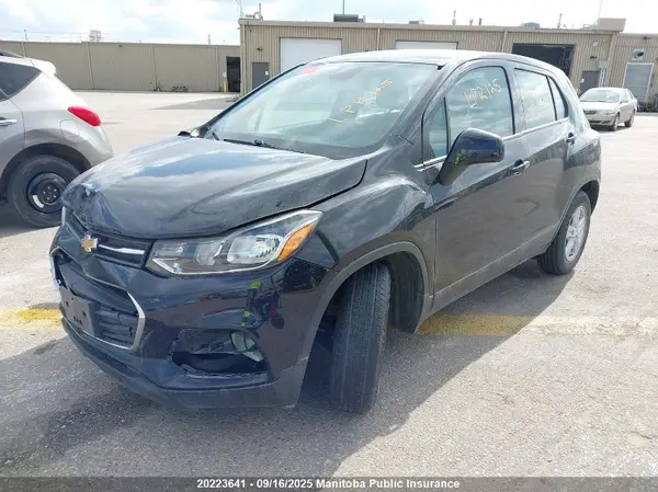 3GNCJKSB0KL377395 2019 CHEVROLET TRAX - Image 2