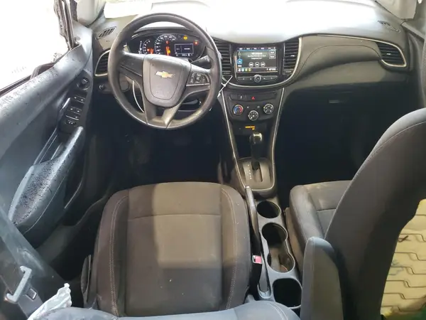3GNCJKSB0KL380748 2019 CHEVROLET TRAX - Image 8