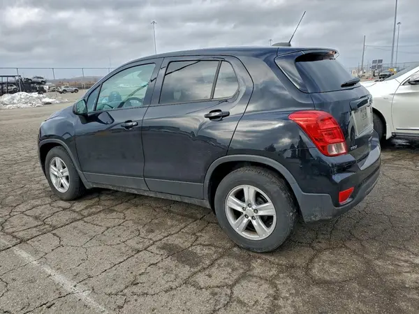 3GNCJKSB0KL382046 2019 CHEVROLET TRAX - Image 2