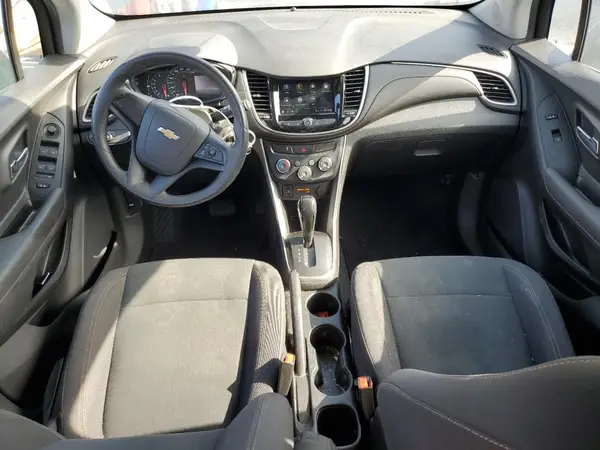 3GNCJKSB0KL391491 2019 CHEVROLET TRAX - Image 8