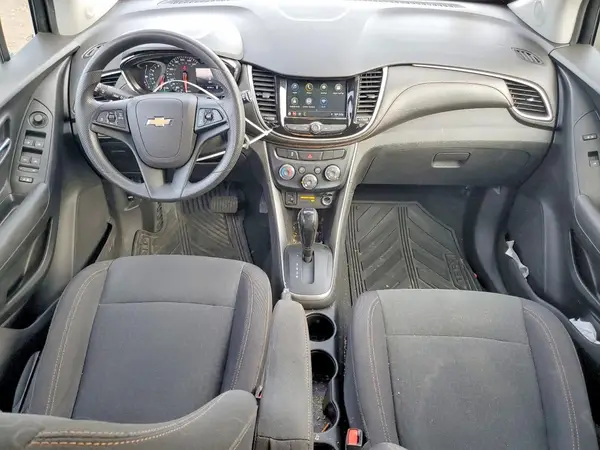 3GNCJKSB0KL403011 2019 CHEVROLET TRAX - Image 8