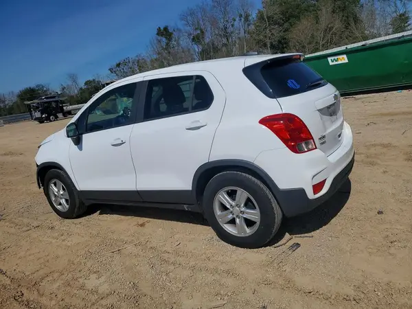 3GNCJKSB0LL124885 2020 CHEVROLET TRAX - Image 2