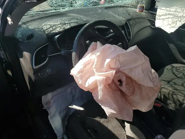 3GNCJKSB0LL135692 2020 CHEVROLET TRAX - Image 8