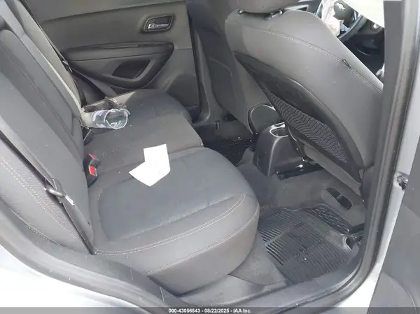 3GNCJKSB0LL138284 2020 CHEVROLET TRAX - Image 8