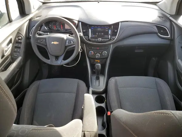 3GNCJKSB0LL138446 2020 CHEVROLET TRAX - Image 8