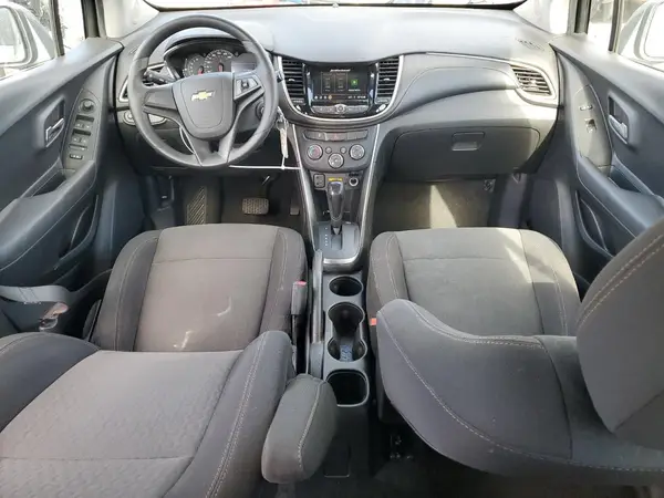 3GNCJKSB0LL138608 2020 CHEVROLET TRAX - Image 8