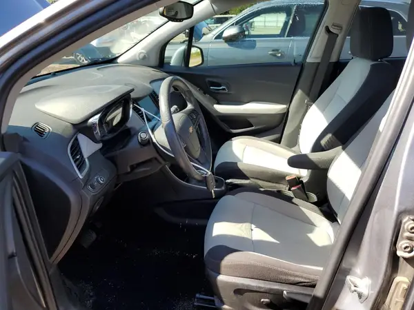 3GNCJKSB0LL158924 2020 CHEVROLET TRAX - Image 8