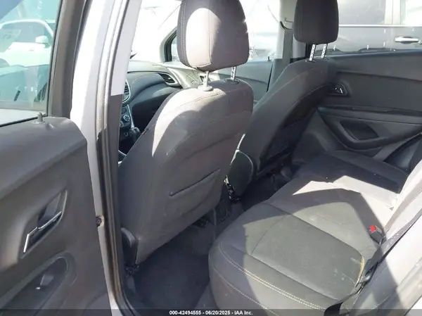 3GNCJKSB0LL159006 2020 CHEVROLET TRAX - Image 8