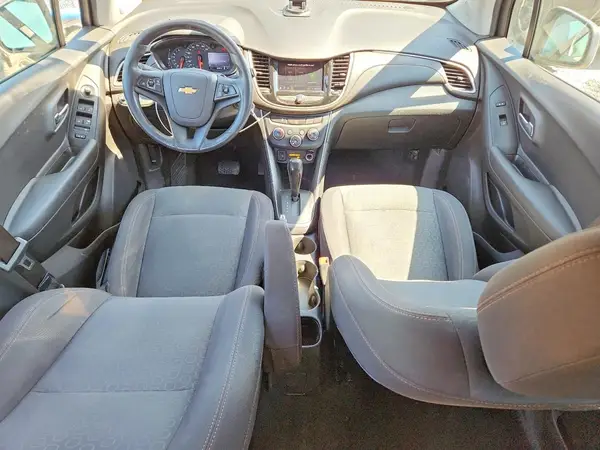 3GNCJKSB0LL162102 2020 CHEVROLET TRAX - Image 8