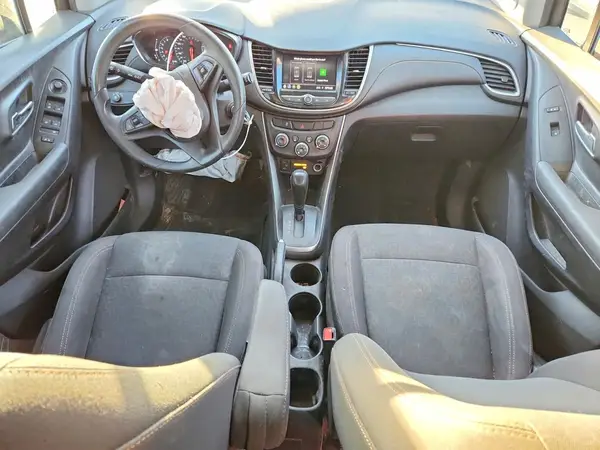 3GNCJKSB0LL185315 2020 CHEVROLET TRAX - Image 8